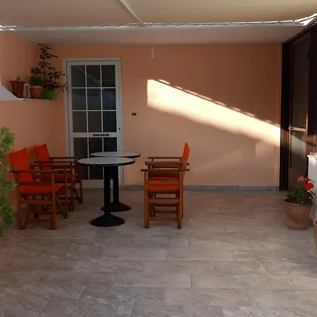 Holiday home Keros House *